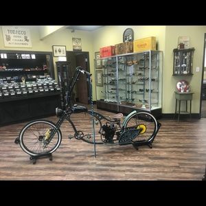 Meet your Posher, Jonathan